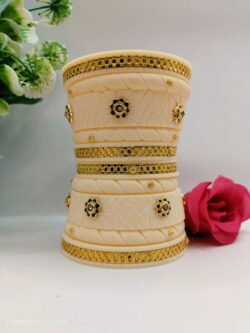Dhalu chuda Bhur flower design (cream)