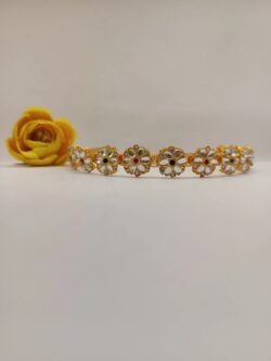 Hair belt shish pattiMulti colore  Flower design