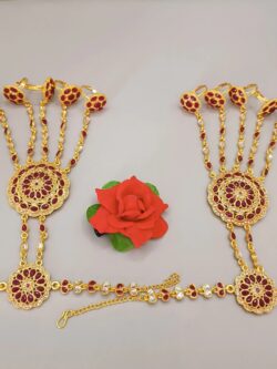 hathphool maharoon color